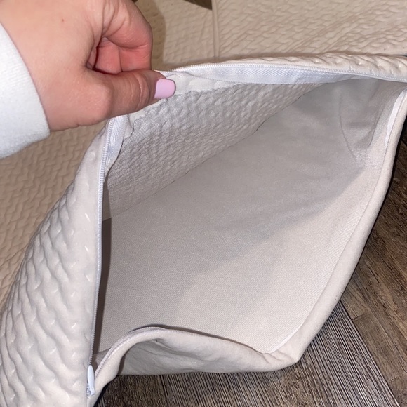 Pillow Covers Soft Pillowcases — Set of 2 Neat Blanc Neutral Cream - Picture 6 of 9